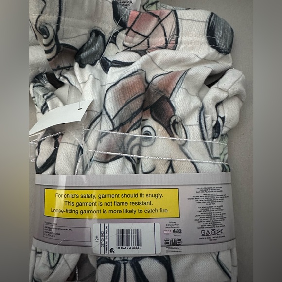 12 months Disney pjs - Picture 3 of 5